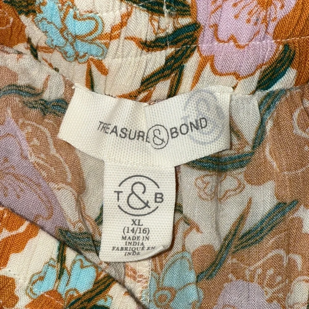 Treasure & Bond Multicolor Floral Pants